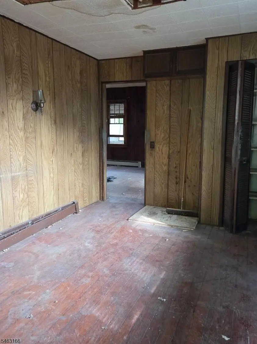 5 Shadowy Ln, West Milford, NJ 07480 - #3