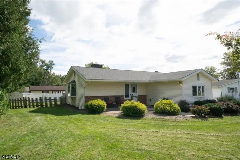 8 Fern Ave, Hamburg, NJ 07419 - #3
