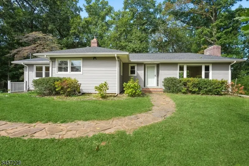 161 Spencer Rd, Basking Ridge, NJ 07920 - #1
