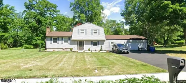 67 Queen Anne Dr, Bernards Twp., NJ 07920