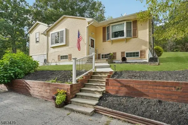 100 Cedar Lake Rd, Blairstown Twp., NJ 07825