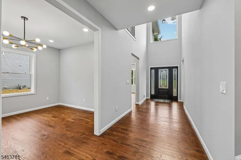 8 Chamberlain Ln, Budd Lake, NJ 07828 - #3