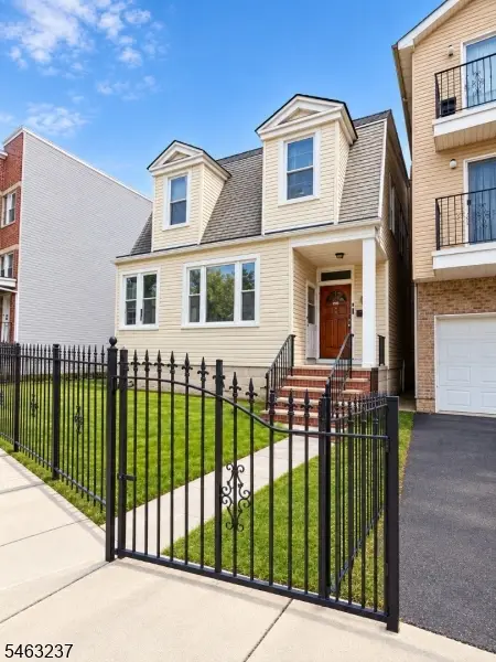 146 Leslie St, Newark, NJ 07112 - #2