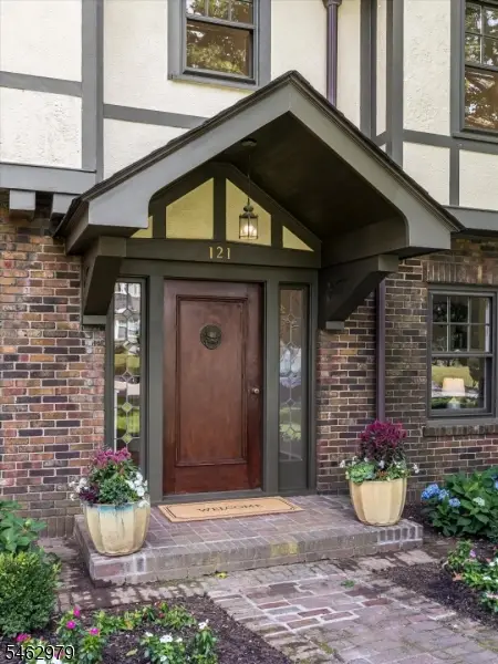 121 Christopher St, Montclair, NJ 07042 - #2