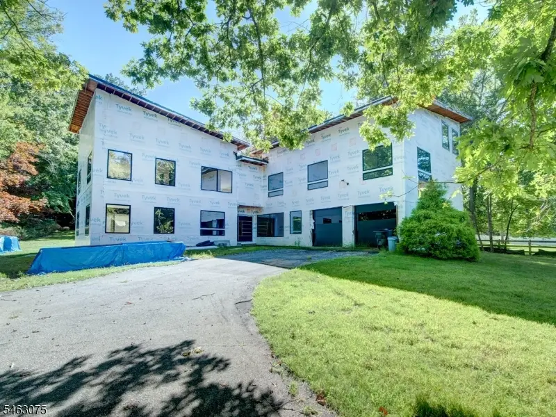 18 Rambling Brook Rd, Upper Saddle River, NJ 07458 - #2