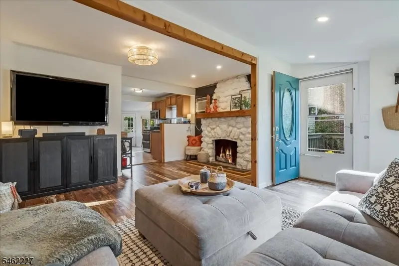 26 Lenape Trl, Packanack Lake, NJ 07470 - #3