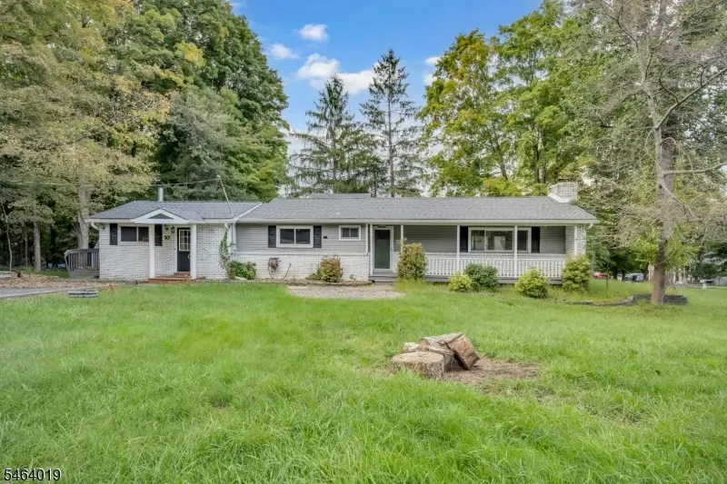 10 Hunters Ln, Byram, NJ 07821 - #2