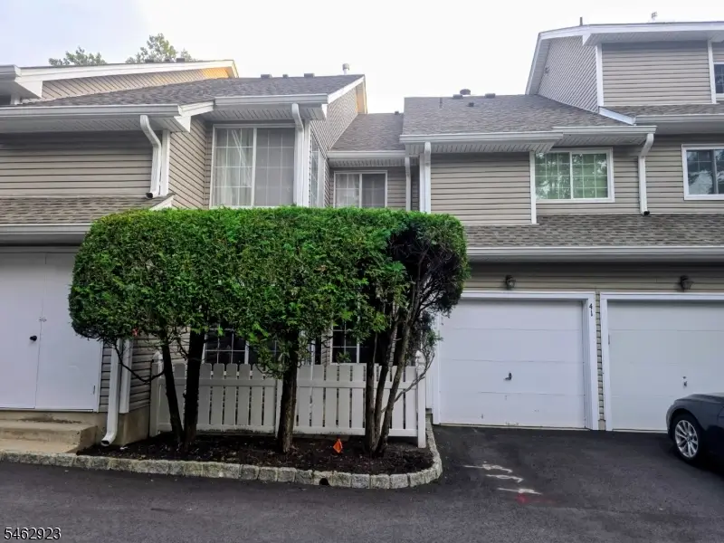 41 Stevens Court, The Hills, NJ 07921 - #2
