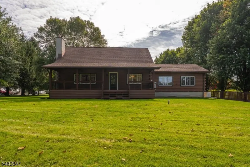 912 Potters Rd, Stillwater, NJ 07860 - #1