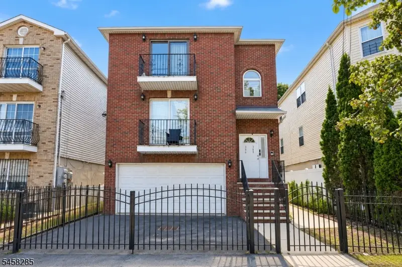 366-368 14th Ave, Newark, NJ 07103 - #1