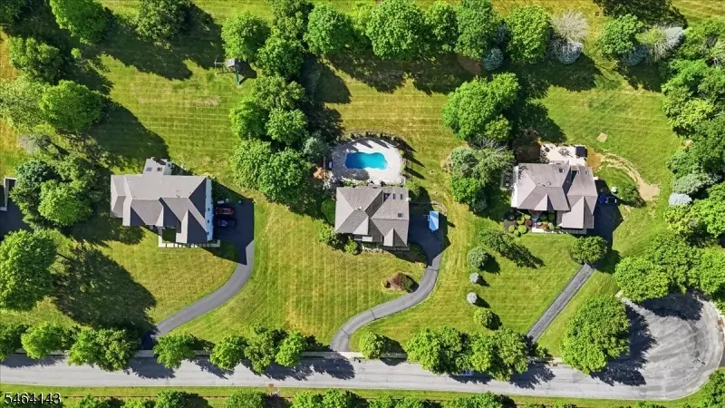 29 Old Schoolhouse Rd, Bethlehem, NJ 08802 - #1