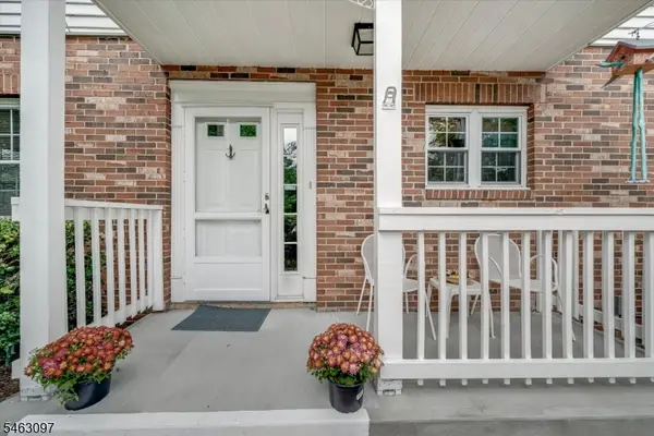 16 Lexington Ct, Chatham Twp., NJ 07929