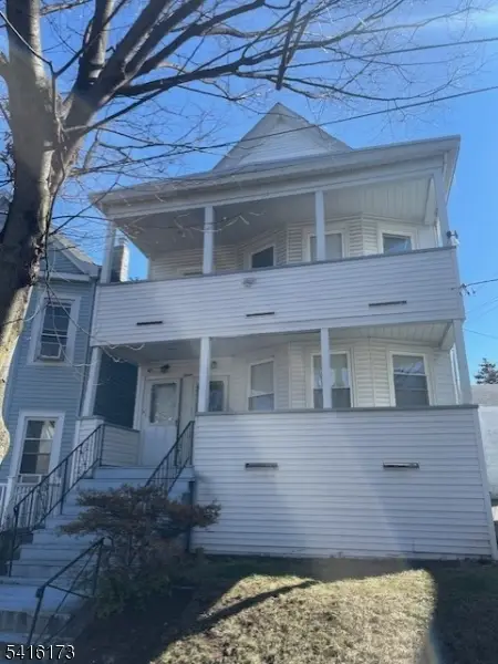 15 Caroline Ave, Clifton, NJ 07011 - #2