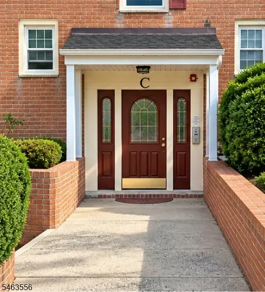 605 Grove St #13, Clifton City, NJ 07013