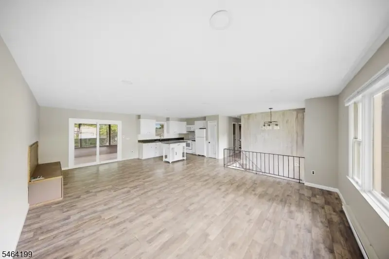 52 Lounsberry Hollow Rd, Vernon, NJ 07461 - #3