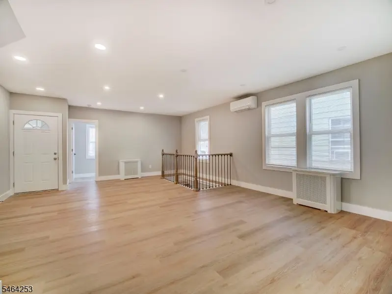 76 Mission St, Montclair, NJ 07042 - #3