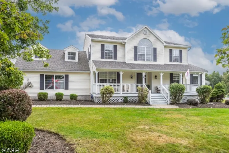 20 Carly Dr, Wantage, NJ 07461 - #2