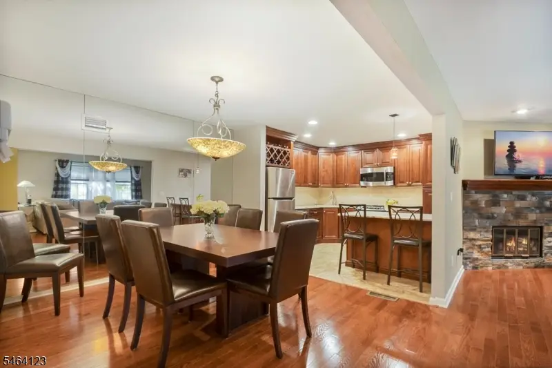 62 Falls Bridge Dr #62, Totowa, NJ 07512 - #3