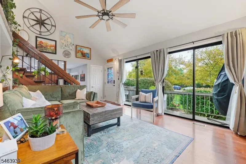 300 Gemini Dr #3C, Hillsborough, NJ 08844 - #1