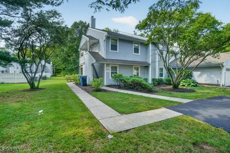 51 Woodmere Dr, Parlin, NJ 08859 - #2