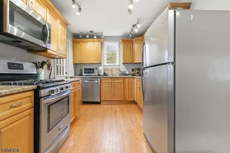 86 Hiawatha Blvd, Lake Hiawatha, NJ 07034 - #3