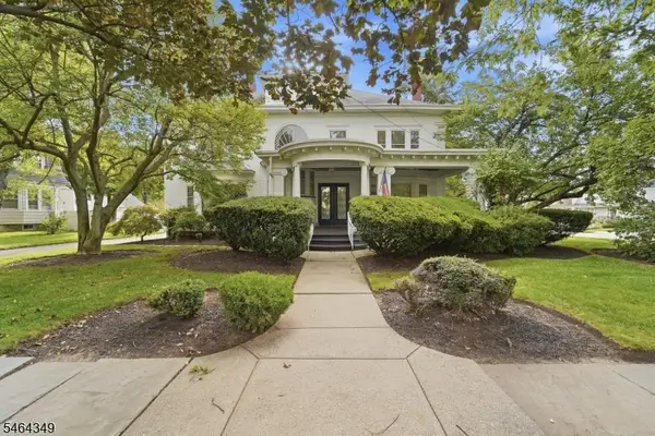 676 Belgrove Dr, Kearny Town, NJ 07032
