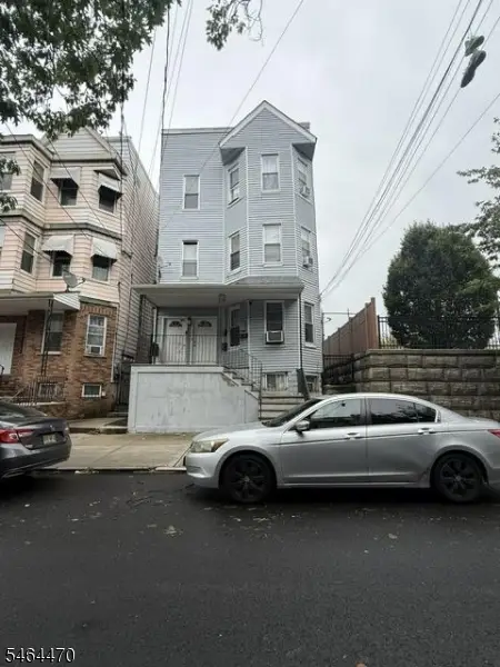 133 Ridge St, Newark City, NJ 07104