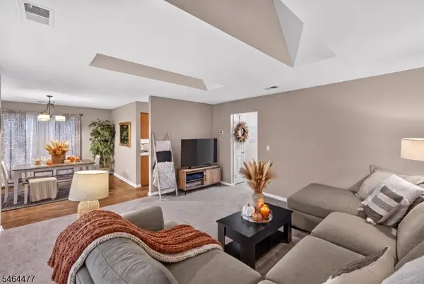 34 Mallard Court, Readington Twp., NJ 08887