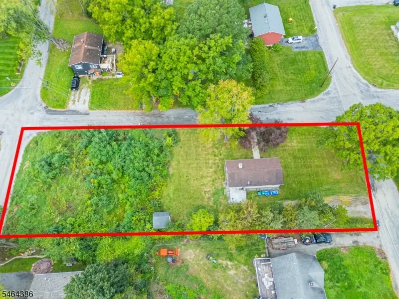 4 Gilbert Dr, Glenwood, NJ 07418 - #2