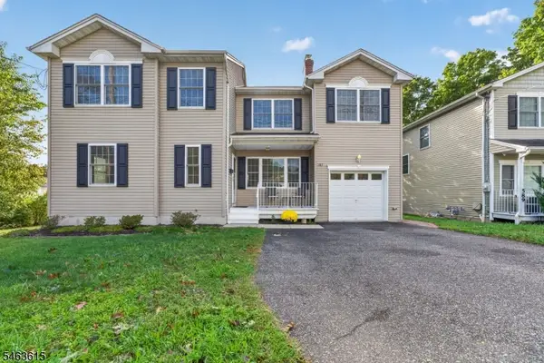 587 Greenbrook Rd, North Plainfield Boro, NJ 07063