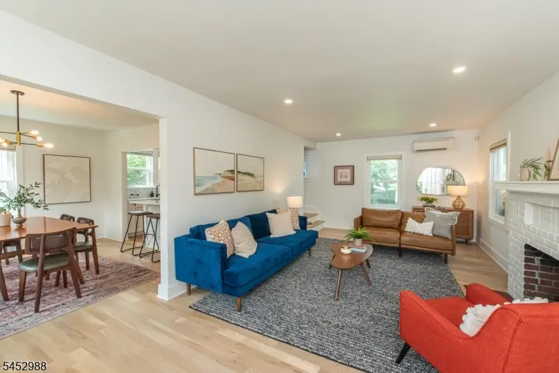 22 Euclid Pl, Montclair, NJ 07042 - #2