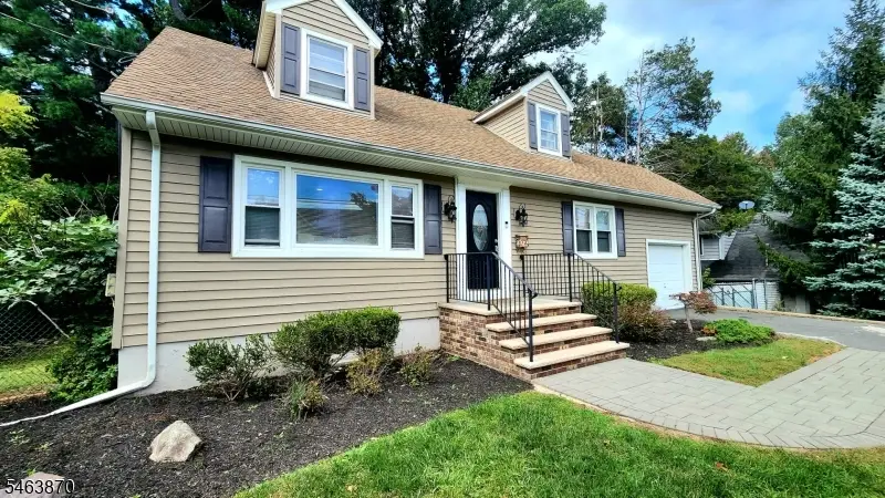 11 Brookhill Pl, Little Falls, NJ 07424 - #2