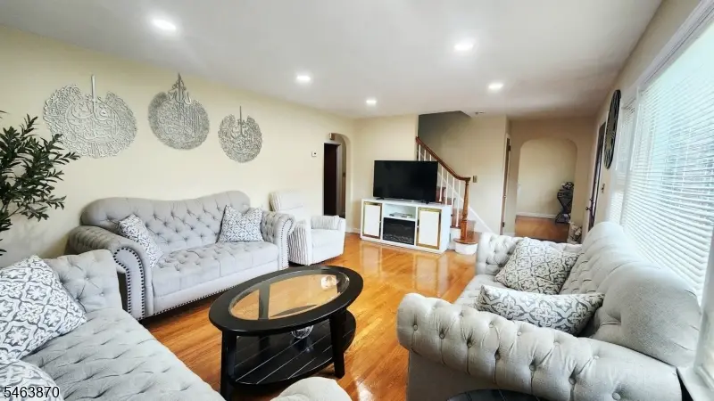 11 Brookhill Pl, Little Falls, NJ 07424 - #3