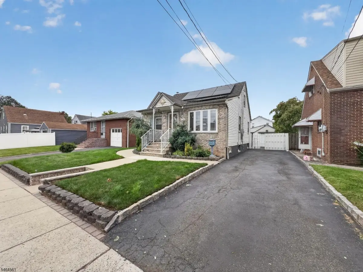 615 Lindegar St, Linden, NJ 07036 - #1