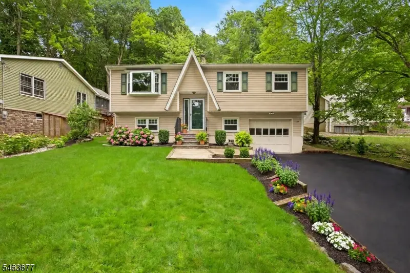 89 Tomahawk Trl, Sparta, NJ 07871 - #2