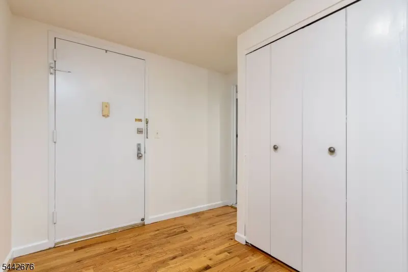 518-536 Gregory Ave A203, Weehawken, NJ 07086 - #3