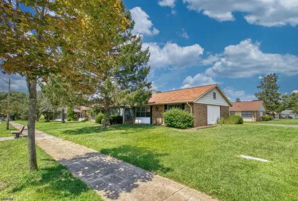 32D Yorkshire Ct, Manchester Twp., NJ 08759