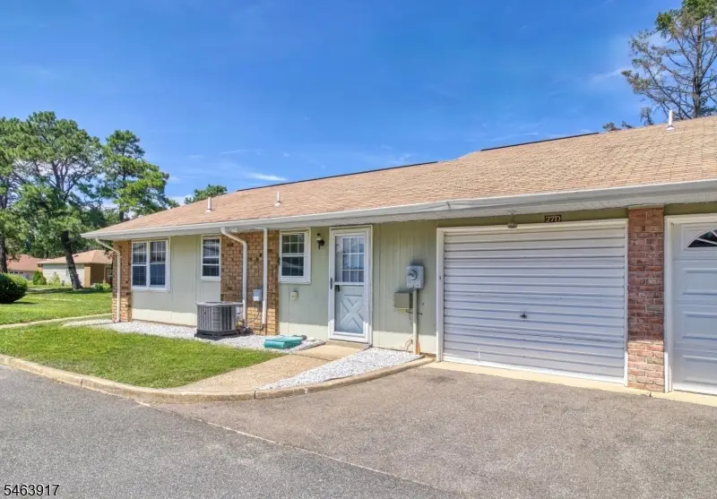 27D Cambridge Cir, Manchester, NJ 08759 - #3