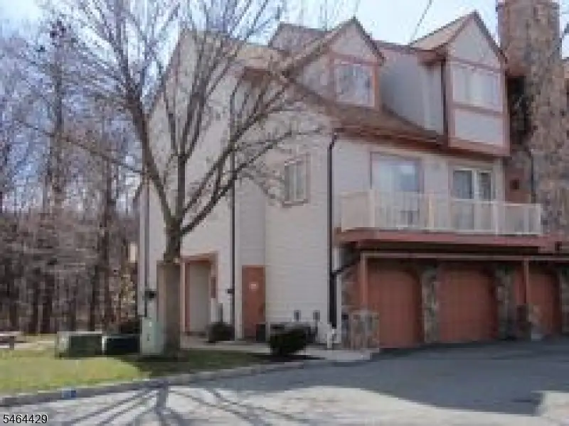 161 Woods Edge Dr #161, Succasunna, NJ 07876 - #2