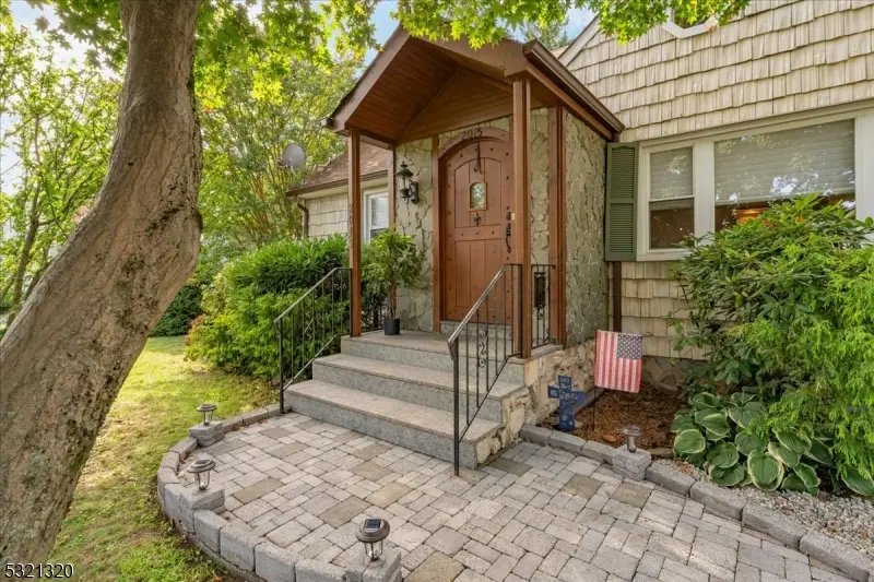 2015 Mountain Ave, Scotch Plains, NJ 07076 - #1