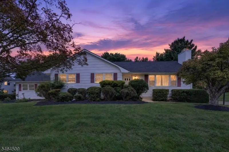 444 Vanderveer Rd, Bradley Gardens, NJ 08807 - #3