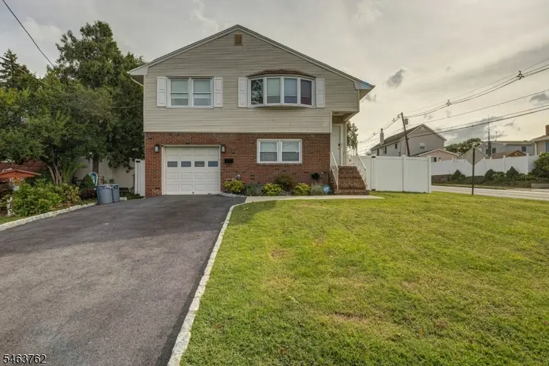 301 N 16th St, Kenilworth, NJ 07033 - #2