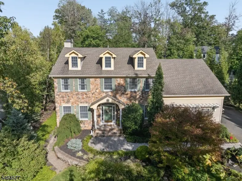 31 Old Farm Rd, Berkeley Heights, NJ 07922 - #3