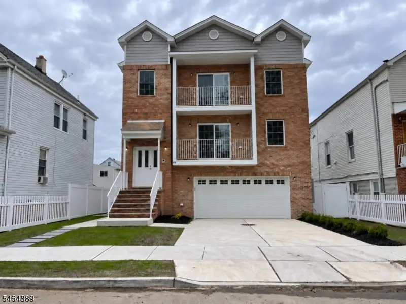 44 Ivy St, Kearny, NJ 07032 - #1