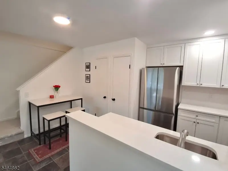 26 Larkspur Ct, The Hills, NJ 07921 - #1
