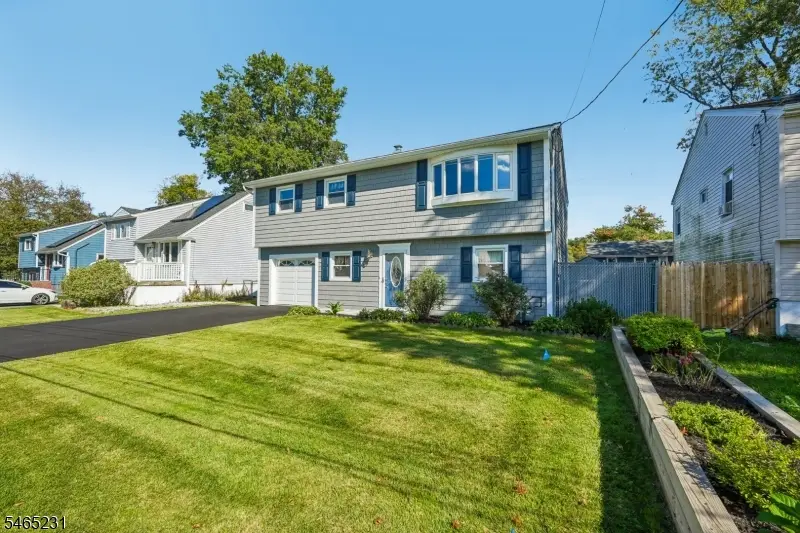 26 Huron Ave, Lake Hiawatha, NJ 07034 - #3