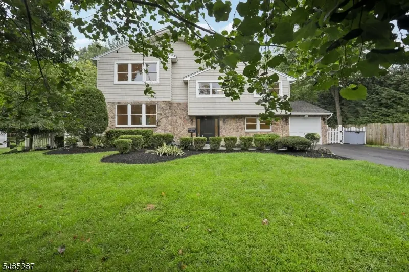 38 Billingsley Dr, Livingston, NJ 07039 - #1