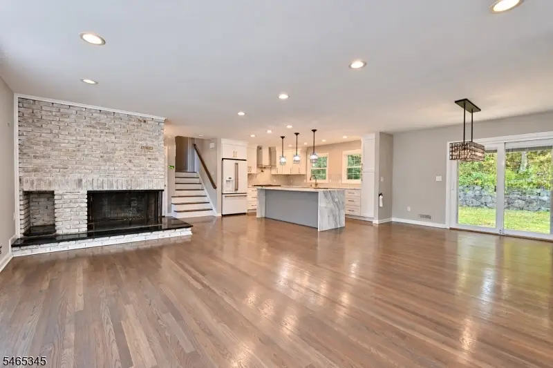 22 Mountainside Dr, Morris, NJ 07960 - #3