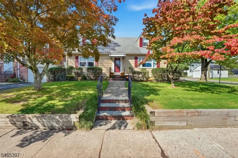 116 Grove Ave, Verona, NJ 07044 - #2