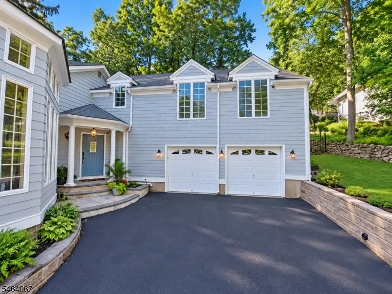 35 Sunnyhill Rd, Rockaway, NJ 07801 - #2